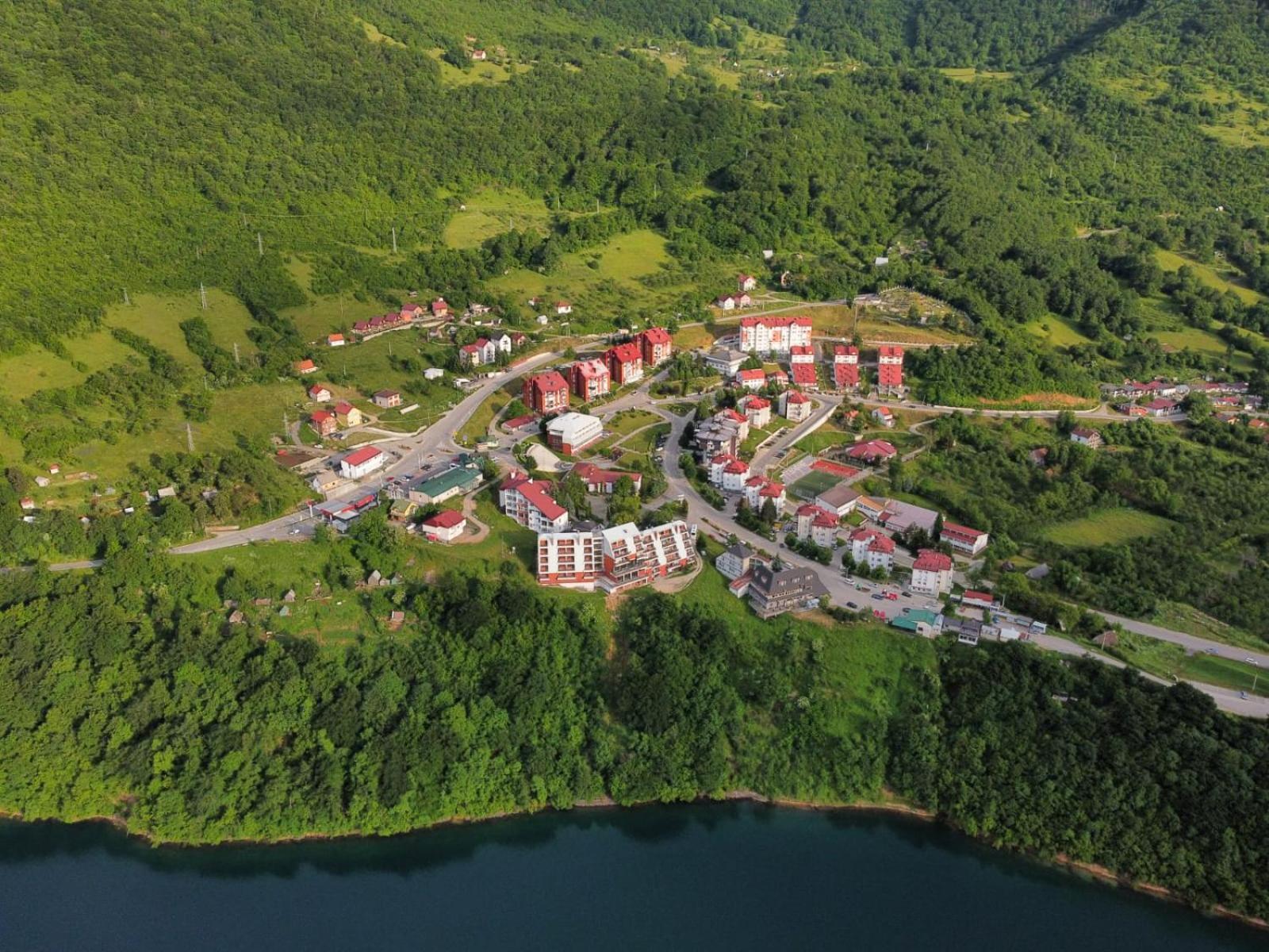 Appartamento Apartman Ognjenovic Plužine Esterno foto