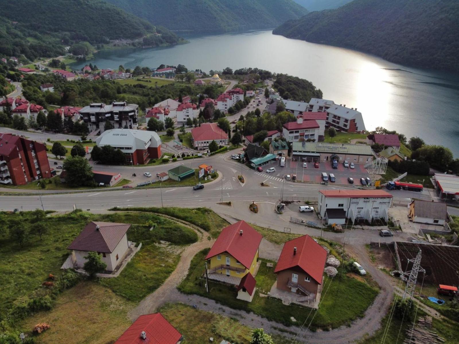Appartamento Apartman Ognjenovic Plužine Esterno foto