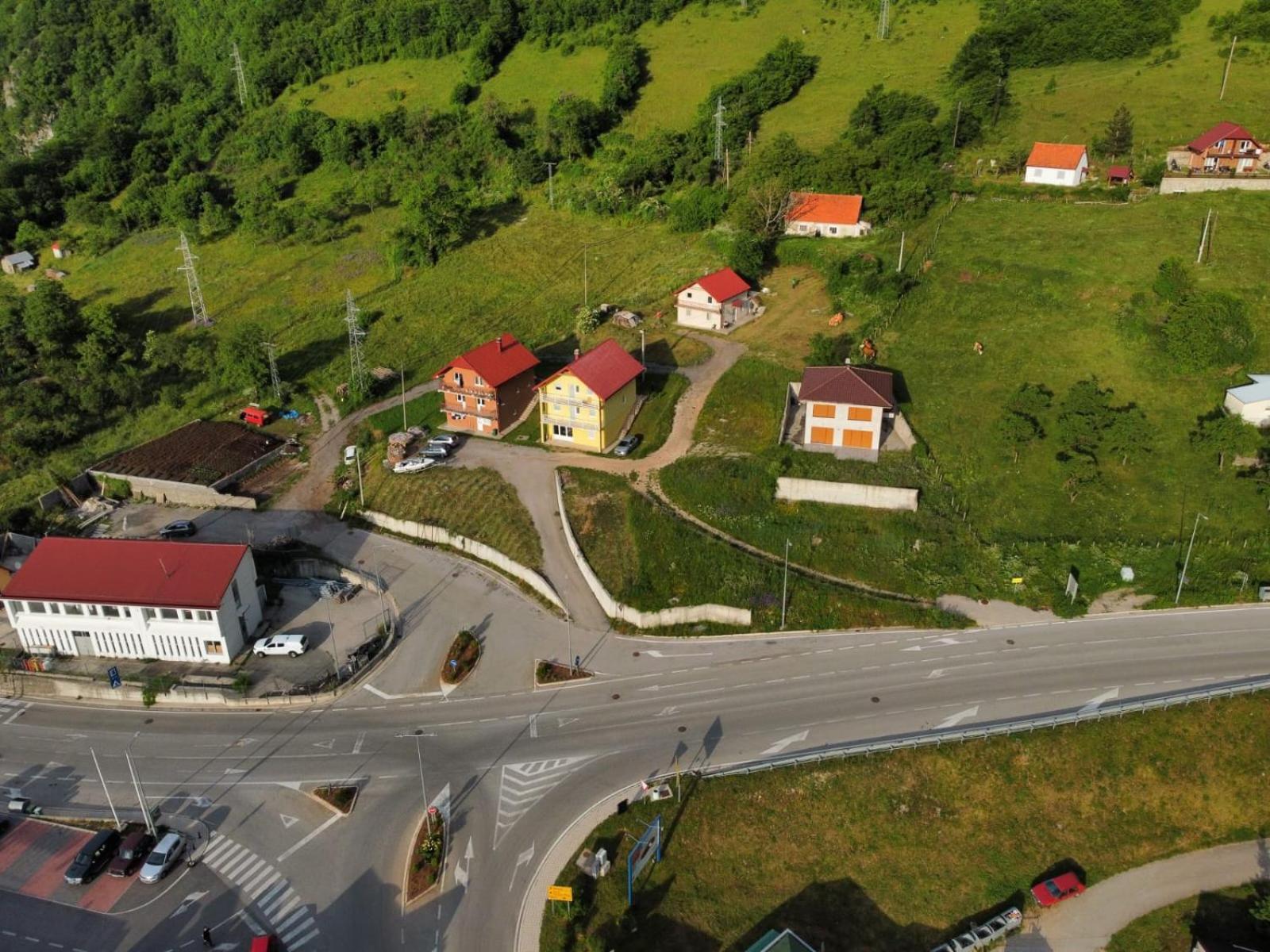 Appartamento Apartman Ognjenovic Plužine Esterno foto