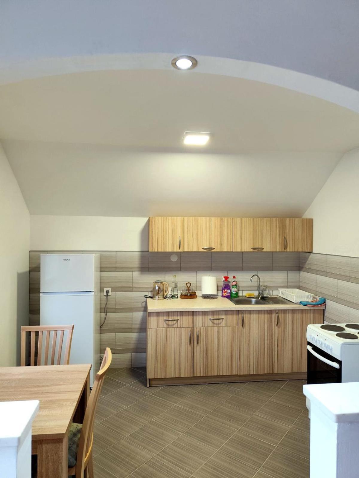 Appartamento Apartman Ognjenovic Plužine Esterno foto